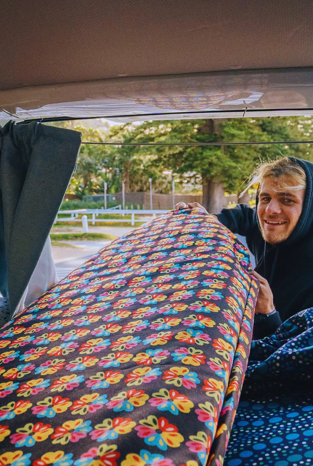 Alien Flower Love - Short - Boardsox Canvas Surfboard Cover BoardSox