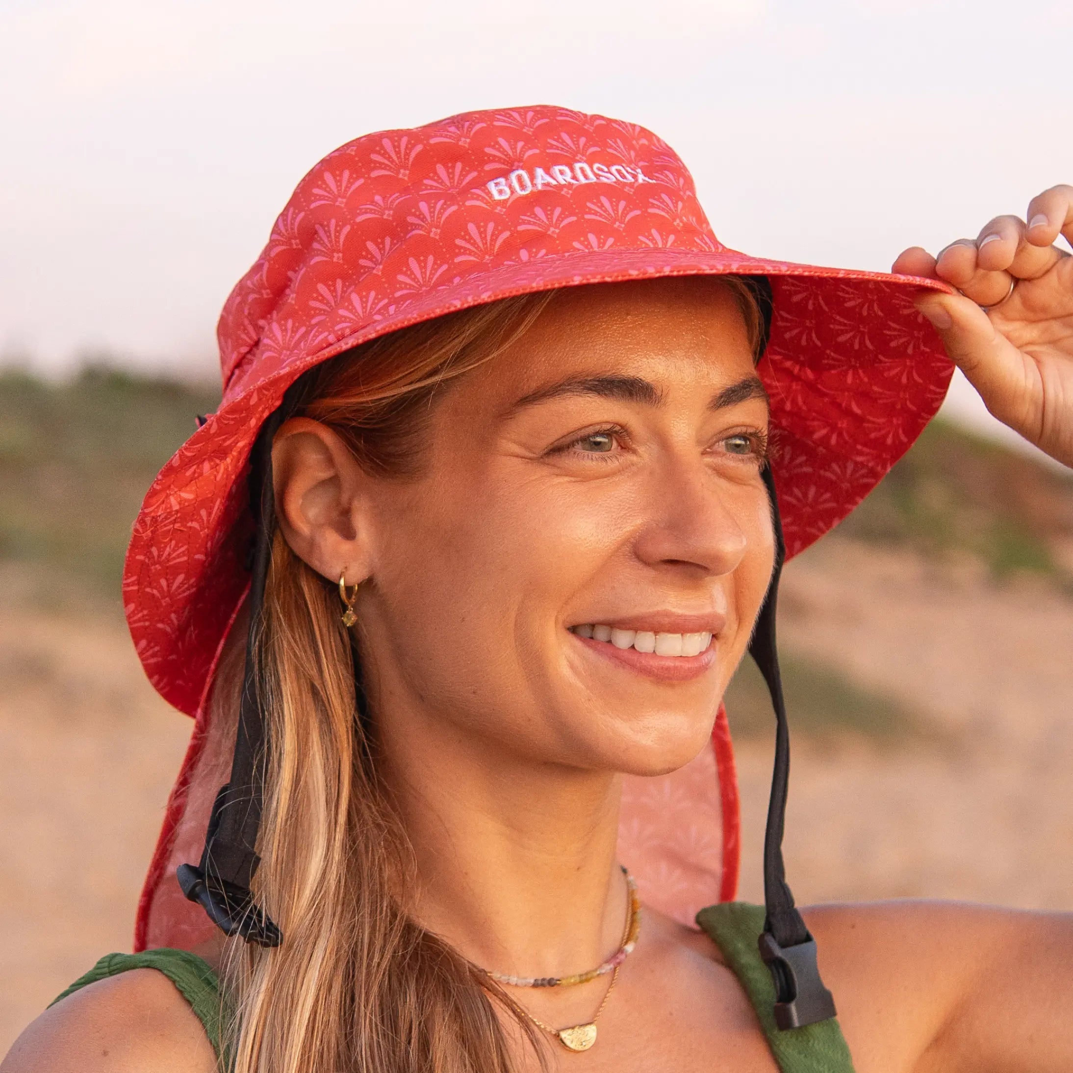 ISLA - Surf Bucket Hat + Hard Shell Insert - BOARDSOX®Hat
