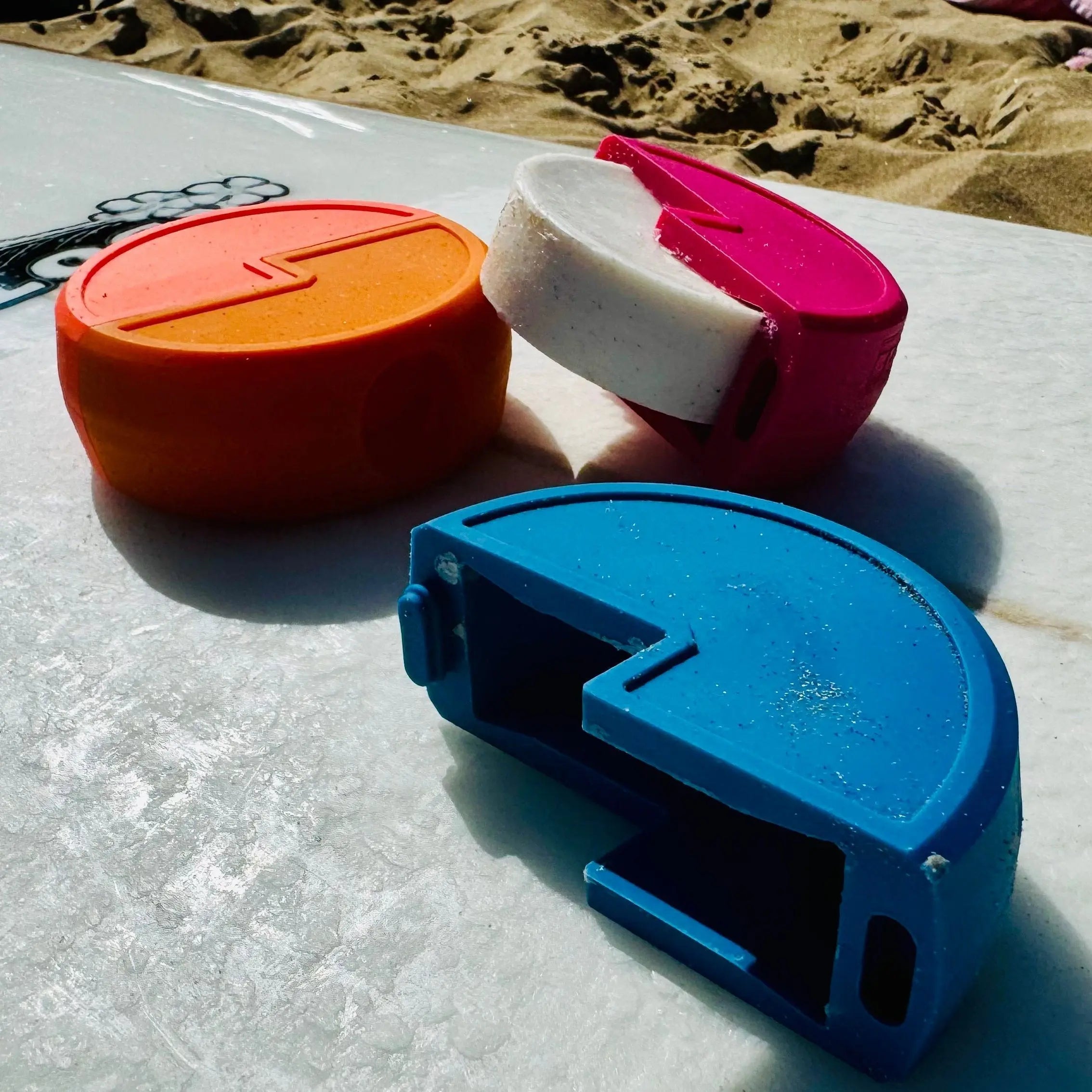The EZEWax Holder - BOARDSOX®